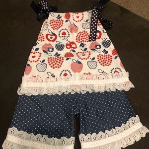 Handmade outfit size 24Months. Brand new